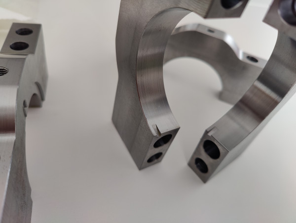 RS4 S4 Biturbo BILLET HAUPTLAGER BÖCKE ATS-racing 1200Nm/mm2 Zugfestigkeit