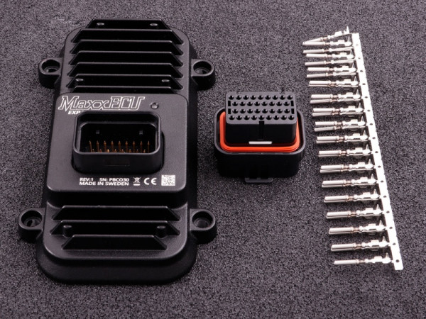 MaxxECU Expansion Modul mit Steckersatz